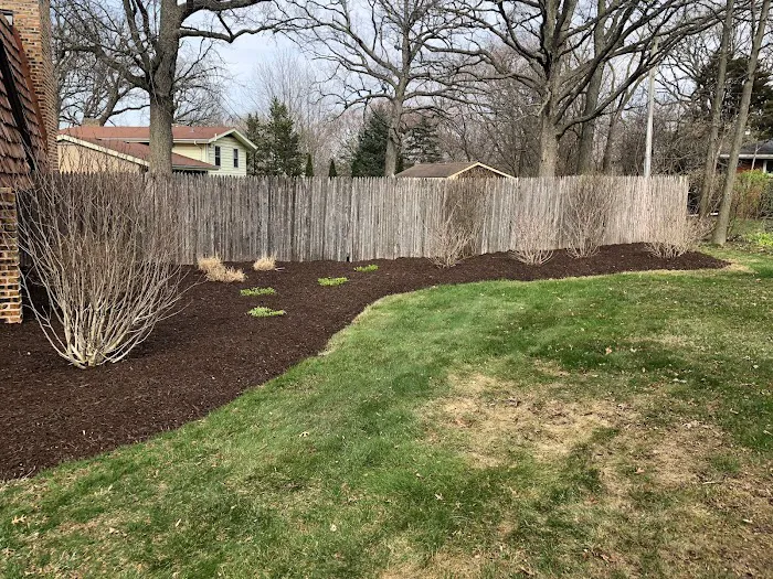 R&M Snowplowing and Lawn Service, LLC Picture 2