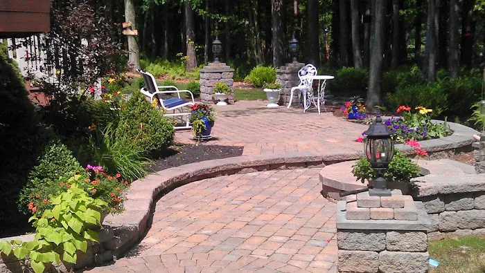 Landscapes Complete Inc Picture 1
