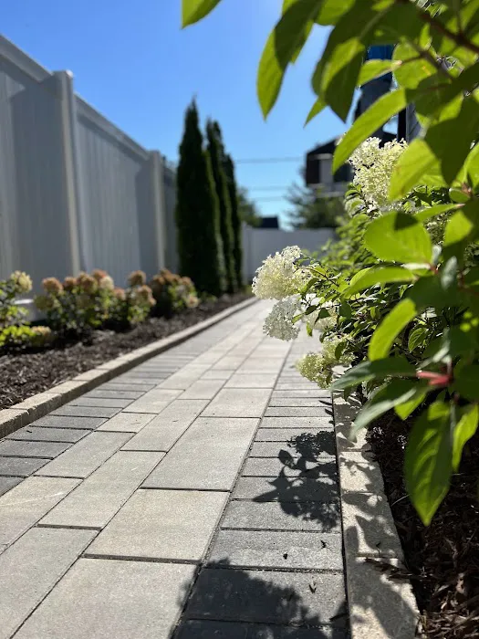 GoldLeaf Landscape | Hardscape Picture 9