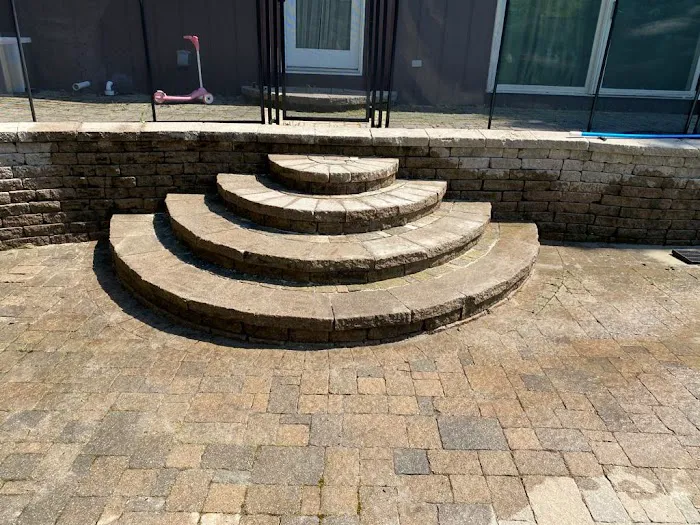 A better landscaping co Picture 3