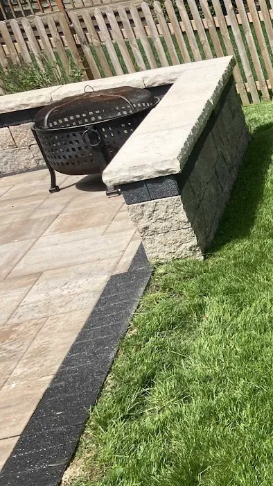 Looking Good Landscaping Picture 1