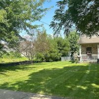 Larry & Sons Landscaping ico