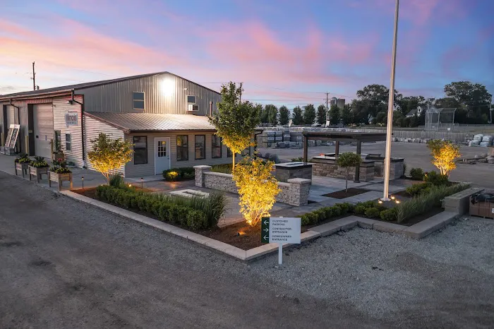 Illinois Landscape Supply - Local Landscape Supply & Mulch Picture 1