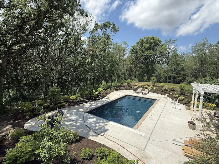 Bera and Son Landscaping Picture 9