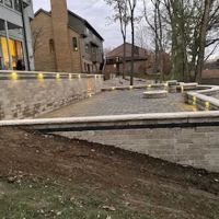 Corona's Landscaping ico