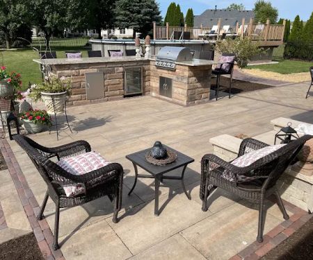 Sinnott Landscape Const.
