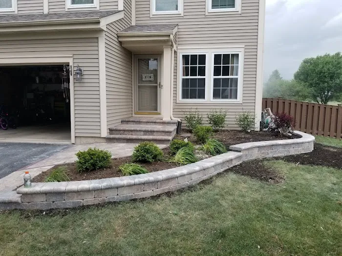Argueta's Landscaping Picture 1