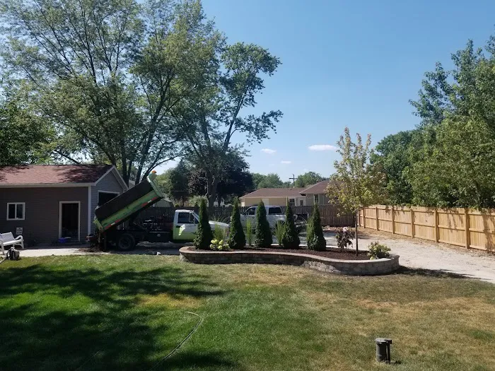 Argueta's Landscaping Picture 6