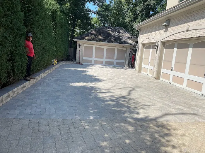 J & F Landscaping & Brick Company Picture 9