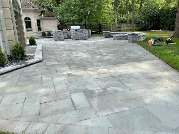 J & F Landscaping & Brick Company Picture 3