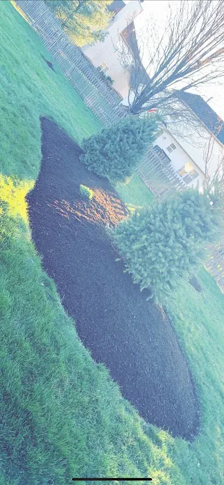 PH Landscape LLC Picture 1