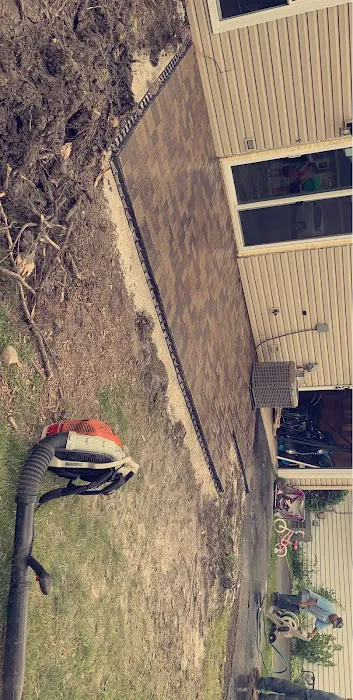 PH Landscape LLC Picture 2