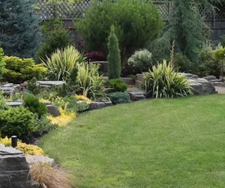 Bloom Touch Landscaper