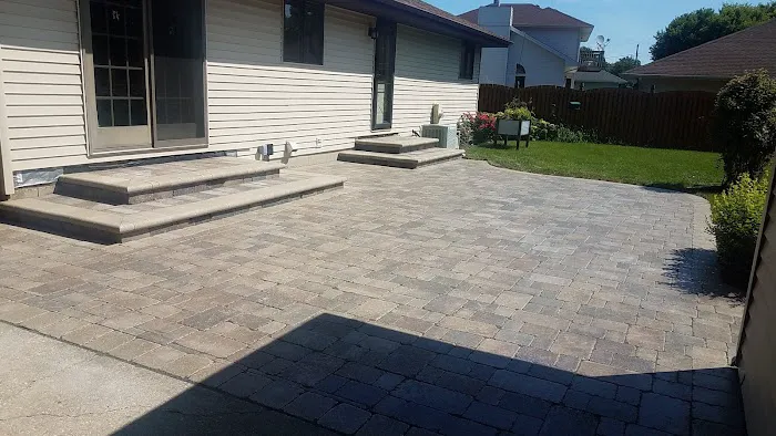 Shreve Services Landscape Materials & Delivery Picture 4
