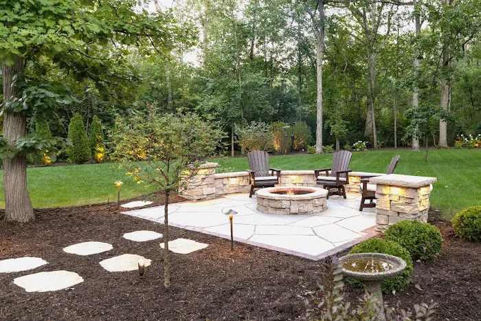 A.M. Woodland Outdoor Design Picture 3