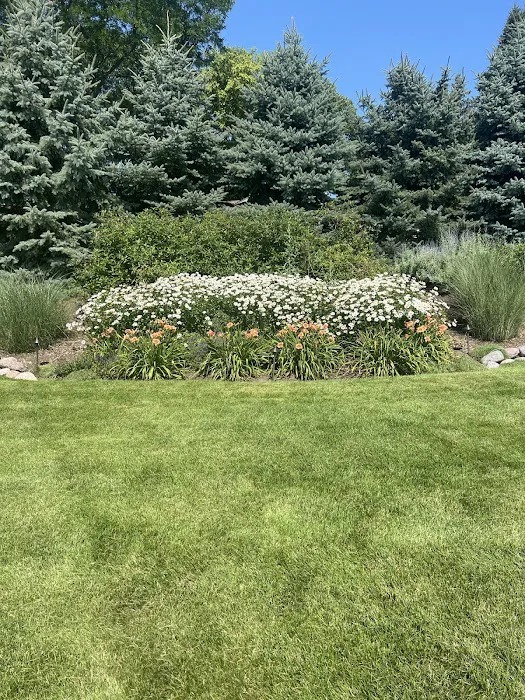 Aspen Landscapes Maintenance Picture 10