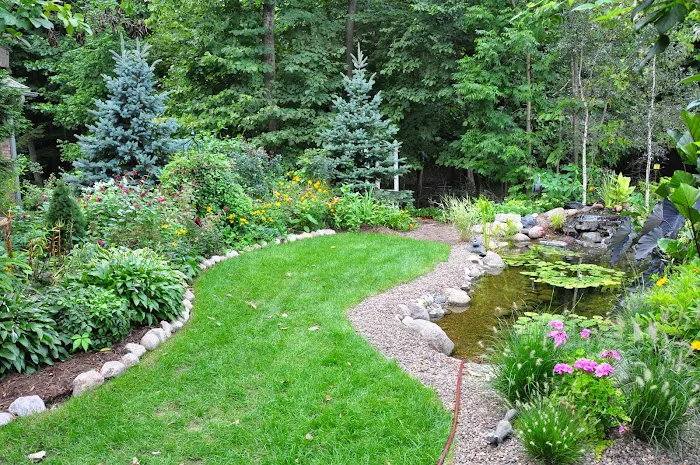 JTP Lawn Inc Picture 4