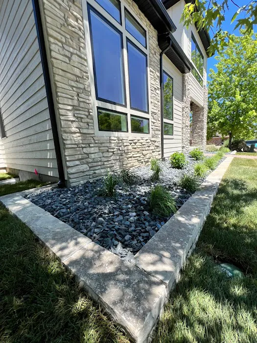 SOUTHLAKE SERVICES - Landscaping - Maintenance- Construction - Picture 2