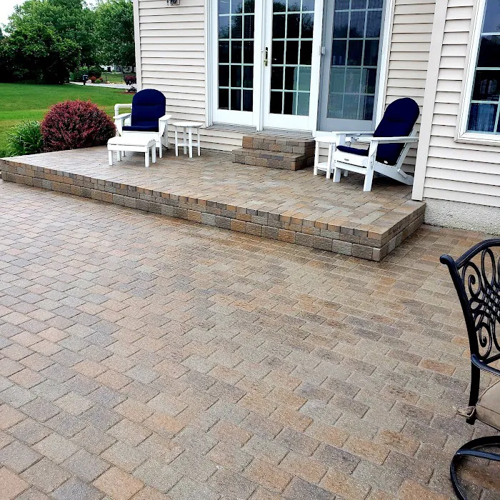Maple Grove Landscape Picture 7