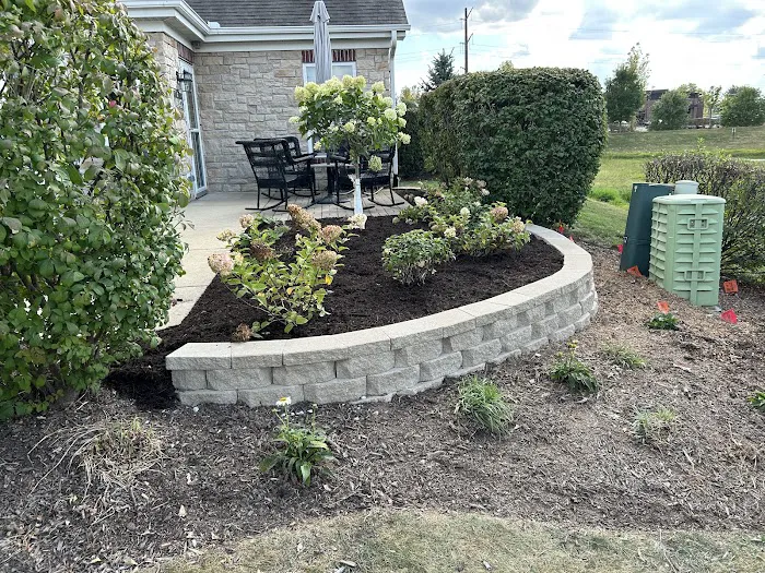 M & M Outdoor Design and Hardscaping Picture 3