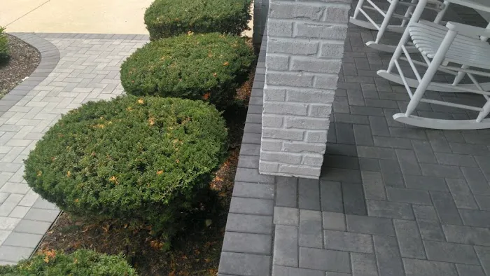 R&S Landscaping & Nursery Picture 4