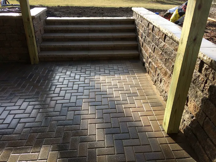 Solo landscaping INC Picture 3