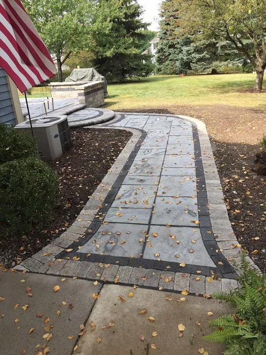 Solo landscaping INC Picture 9