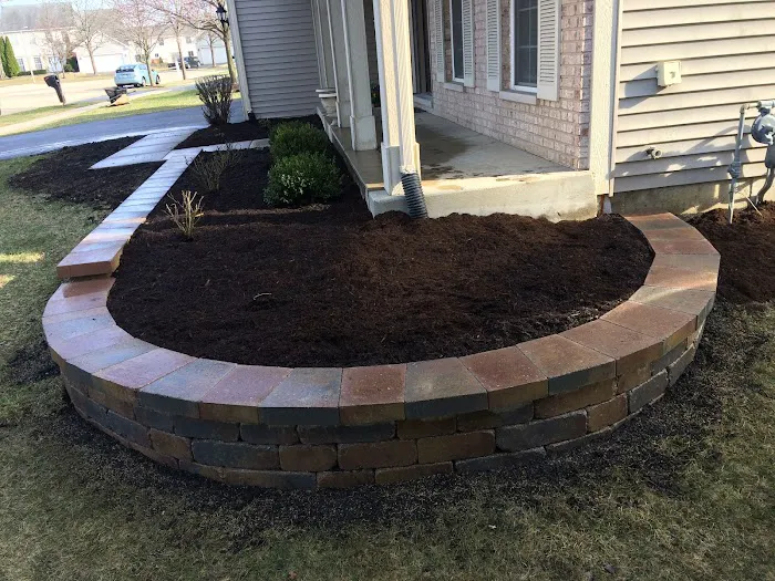Solo landscaping INC Picture 8