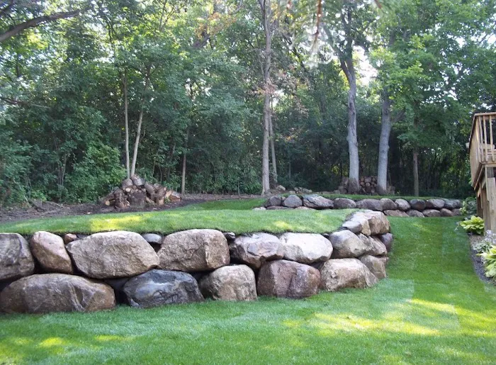 Boulder Landscaping Picture 4