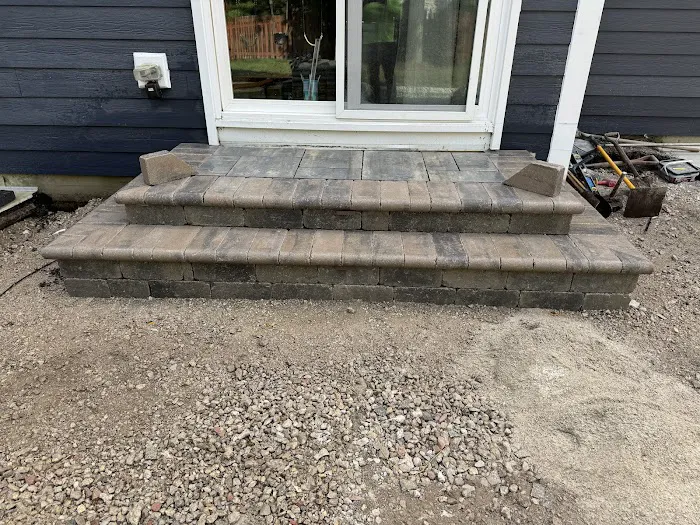 Land and Lawn Services Picture 10
