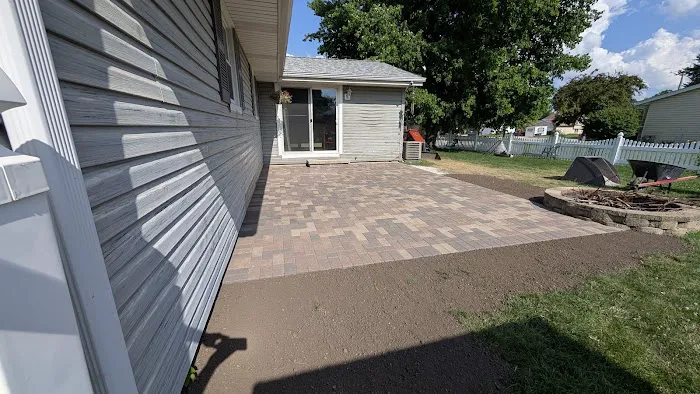 Vital Lawncare and Landscape, Inc Picture 1
