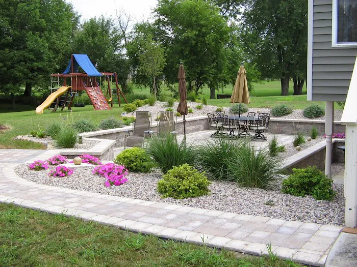 South County Landscaping Inc | Landscaping | Brick Patios | Hardscaping Picture 9