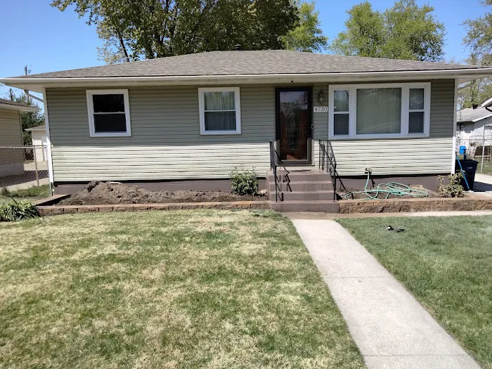 Ultimate Landscaping & Tree Services Picture 10