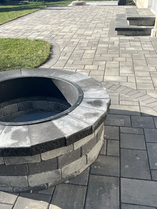 Vidal Snow System Corp. - Concrete, Excavating, Hardscape Picture 8