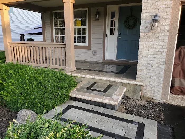 River Land Landscaping Inc Picture 9