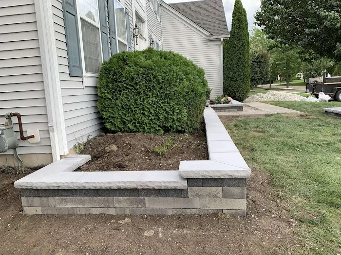 Angel and Sons Landscaping Picture 1
