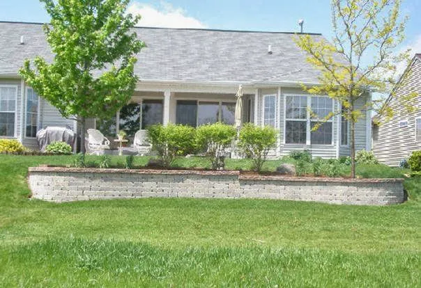 C T Veach Landscaping Construction Picture 3