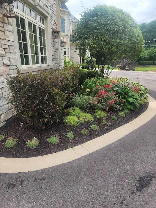 Ivan's Landscaping & Snow Removal Corp. Picture 9