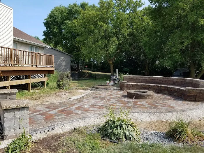 Landscaping Lawn Maintenance Plus, Inc Picture 5