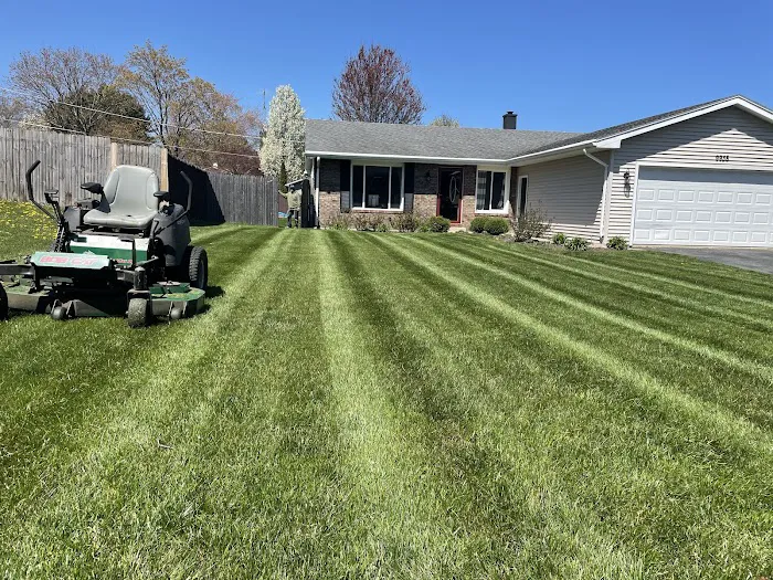 Majestic Lawn Care inc. Picture 9