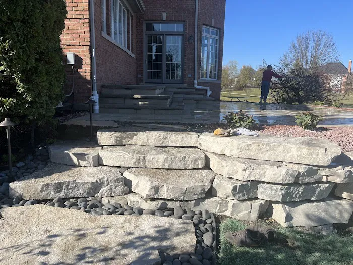 Unique Landscaping Service Inc. Picture 4