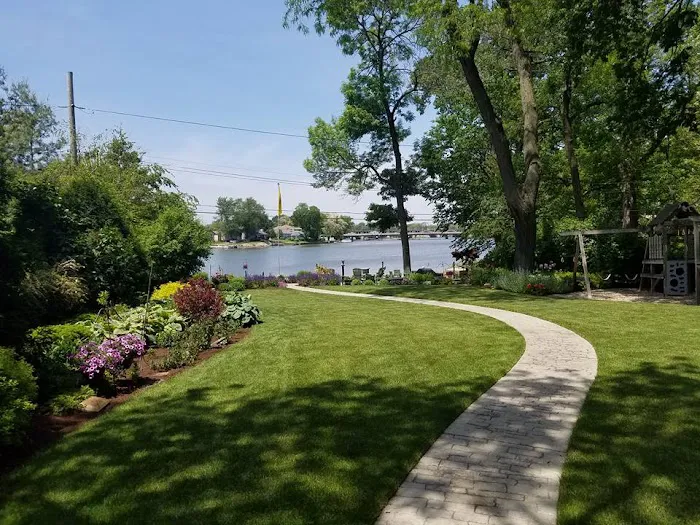 Affordable Lawn Care & Landscaping Picture 4