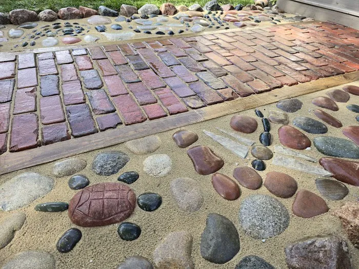 Ancient Earth Landscaping Picture 9