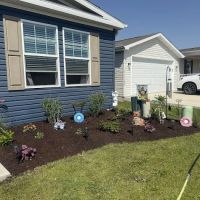 Lindsey The Lawn Lady ico
