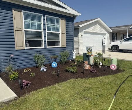 Lindsey The Lawn Lady