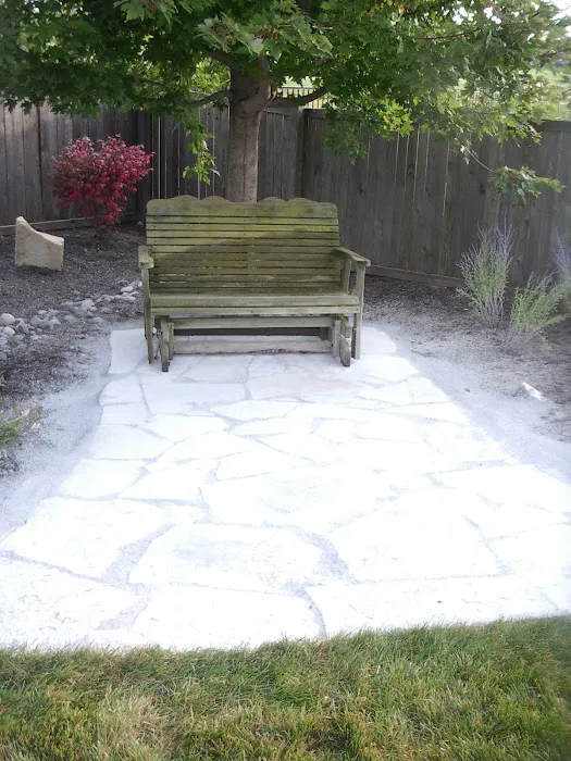 Breezes Landscaping Picture 1