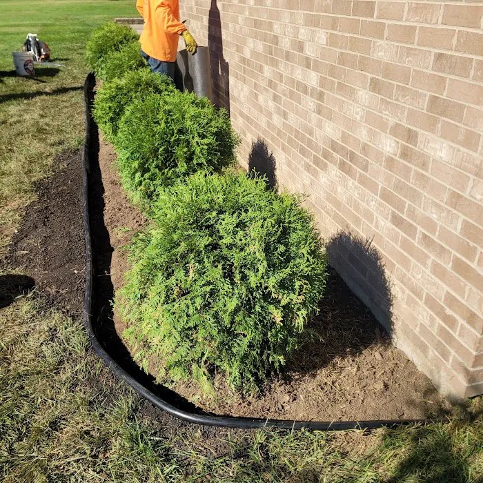 Lakeside Landscapes and Lawn Care Picture 8