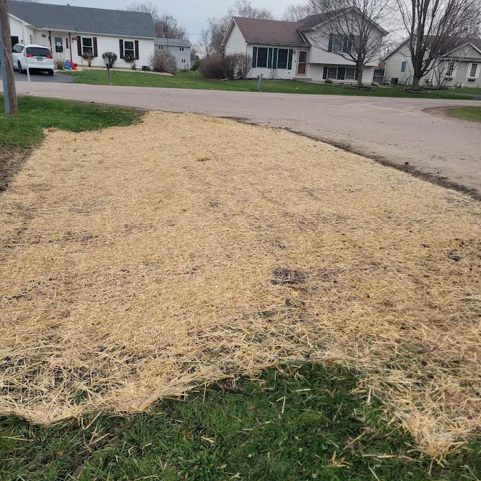 Lakeside Landscapes and Lawn Care Picture 6