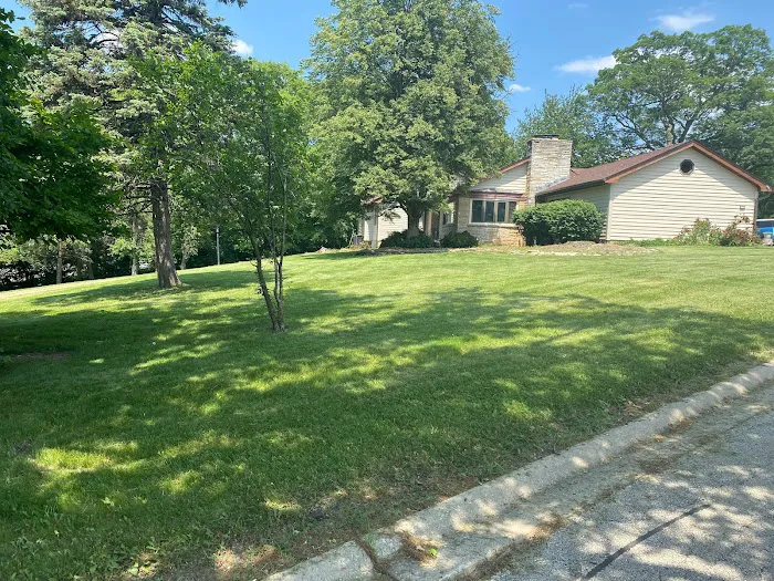 Tatum N Sons Lawn Care Picture 7