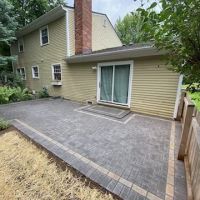 Tinajero Lawn Care & Maintenance Inc. ico